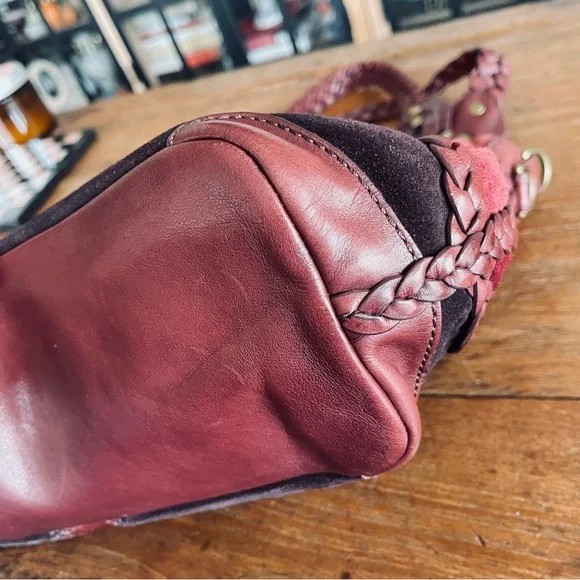 Lockheart Large Floral Suede Shoulder Bag - Picture 7 of 14